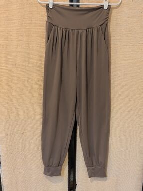 Wide-Rise Harem Pants in Taupe